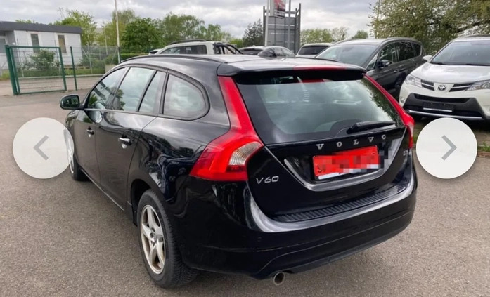 Volvo V60 cena 37900 przebieg: 178500, rok produkcji 2015 z Wągrowiec małe 79